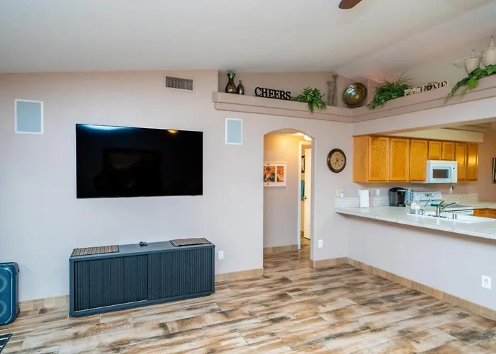 Highlander Haven - Pool, Spa, Comfort, Lake Havasu City